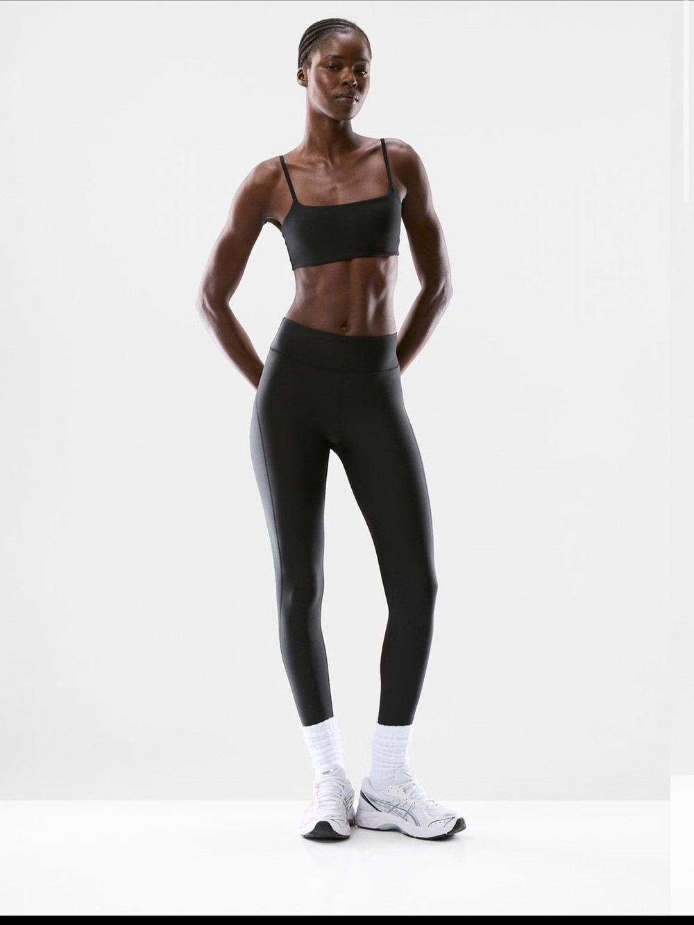 NWT Aritzia GloTone™ Emphasis Hi-Rise 26" Legging